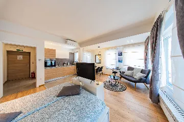 Renovated Studio Apartment in Zagreb for 2 Guests