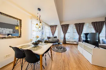 Renovated Studio Apartment in Zagreb for 2 Guests