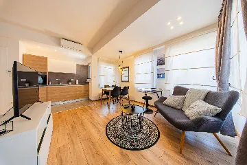 Renovated Studio Apartment in Zagreb for 2 Guests