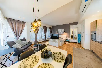 Renovated Studio Apartment in Zagreb for 2 Guests