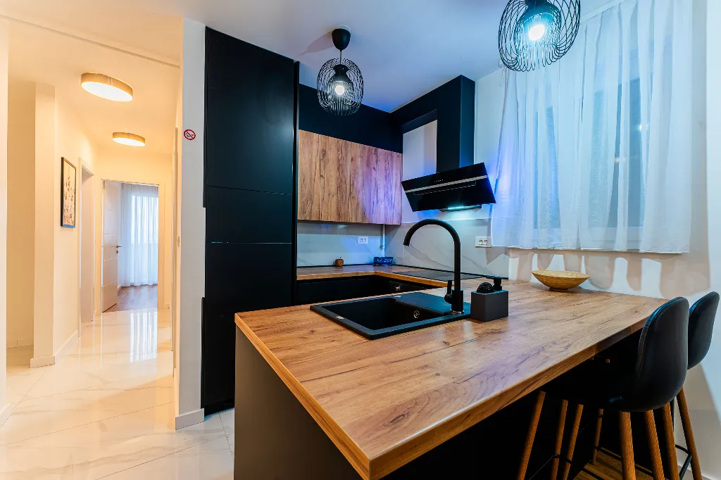 Two-Bedroom Apartment in Zagreb with Parking