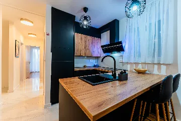 Two-Bedroom Apartment in Zagreb with Parking