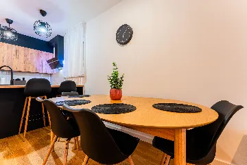 Two-Bedroom Apartment in Zagreb with Parking