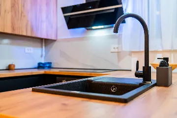 Two-Bedroom Apartment in Zagreb with Parking