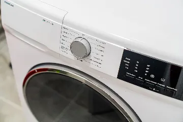 Two-Bedroom Apartment in Zagreb with Parking