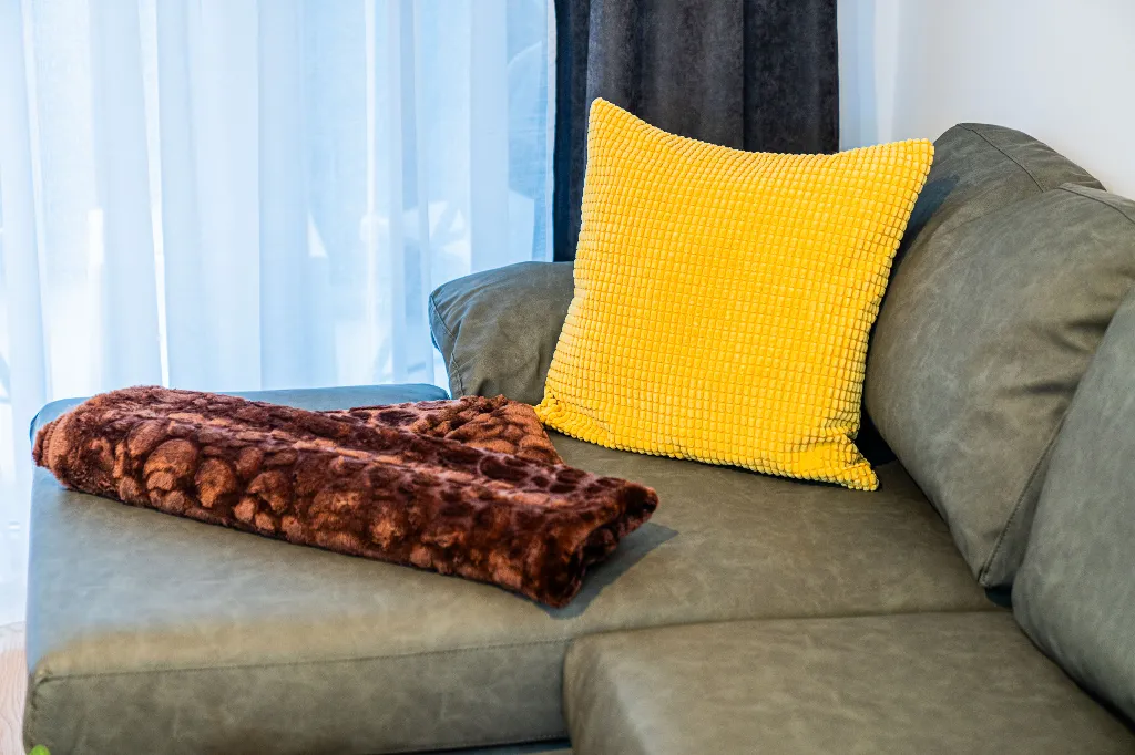 Two-Bedroom Apartment in Zagreb with Parking
