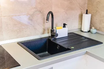 Zagreb 1-Bedroom Apartment for up to 4 Guests