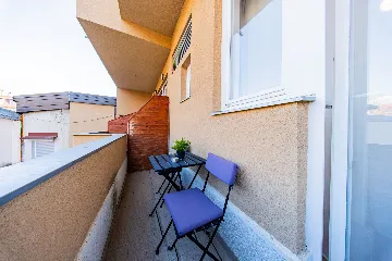 Studio Apartment in Zagreb with Balcony for 2