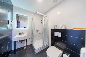 Studio Apartment in Zagreb with Balcony for 2