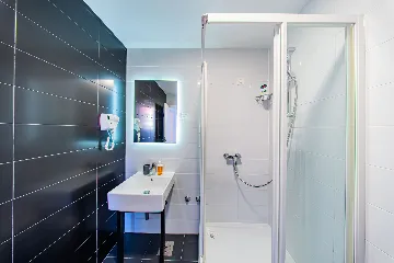 Studio Apartment in Zagreb with Balcony for 2