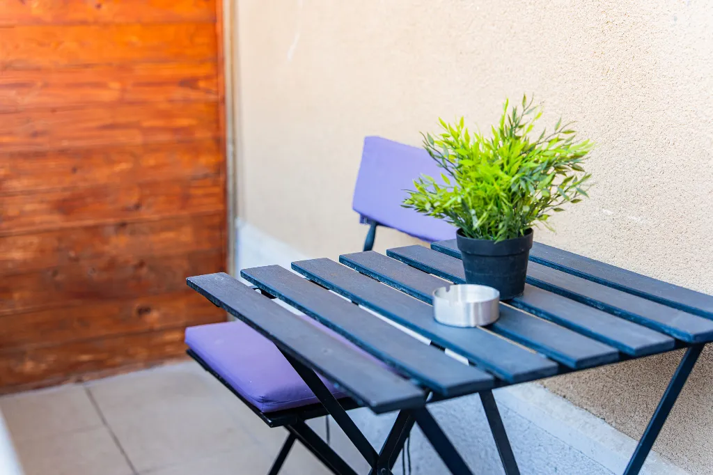 Studio Apartment in Zagreb with Balcony for 2