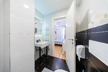 Studio Apartment in Zagreb for 2 Guests