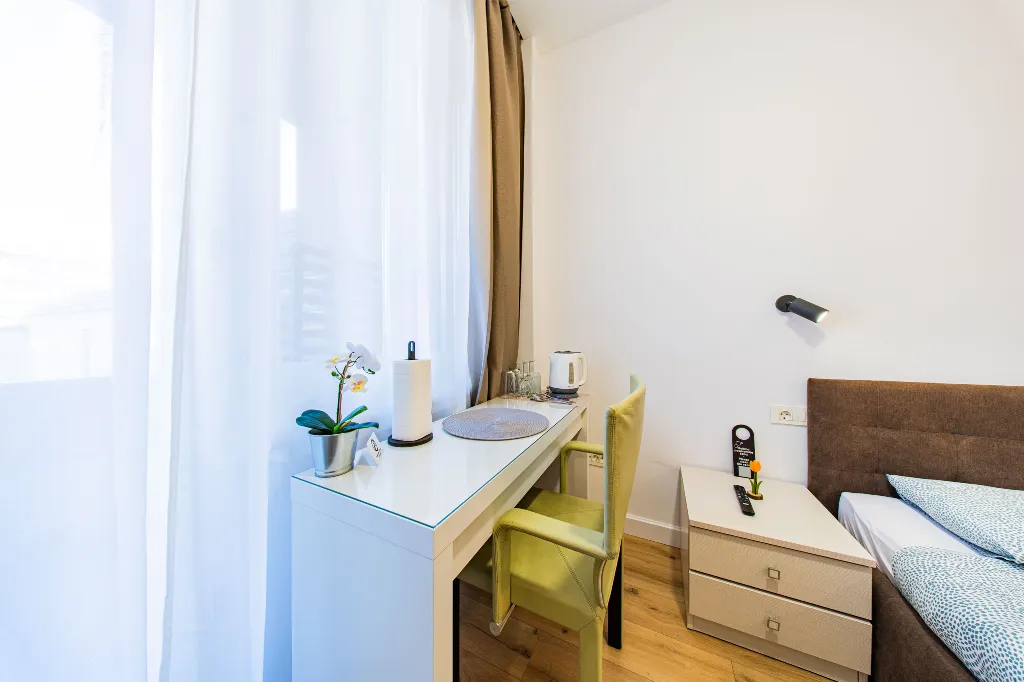 Studio Apartment for 2 in Zagreb with Balcony