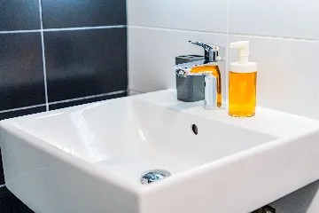 Studio Apartment for 2 in Zagreb with Balcony