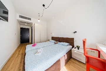 Studio Apartment in Zagreb with Private Balcony
