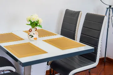 Zagreb 1-Bedroom Apartment with Small Terrace