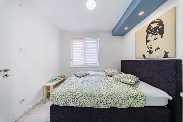 Zagreb 2-Bedroom Apartment with Terrace (Sleeps 4)