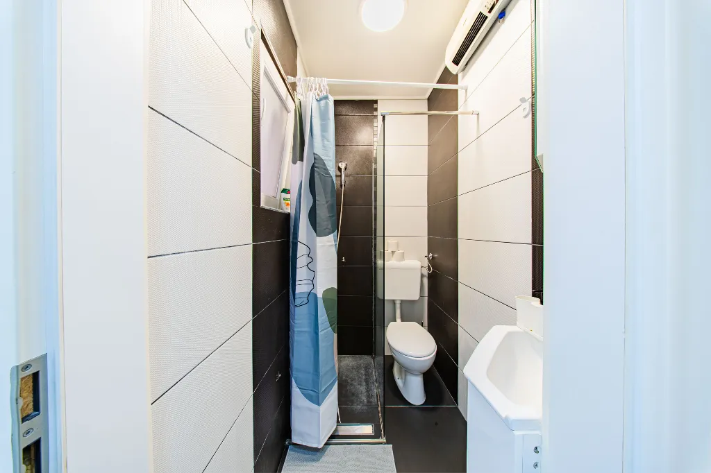 Zagreb 2-Bedroom Apartment with Terrace (Sleeps 4)