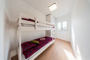 3-Bedroom Apartment in Zagreb with Garage