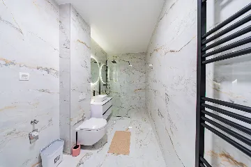 3-Bedroom Apartment in Zagreb with Garage