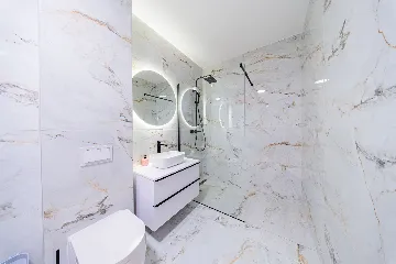 3-Bedroom Apartment in Zagreb with Garage