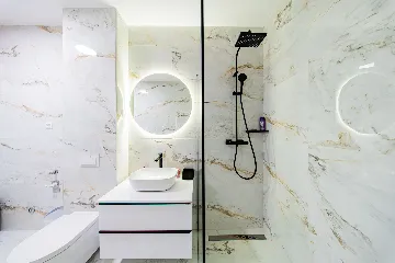 3-Bedroom Apartment in Zagreb with Garage