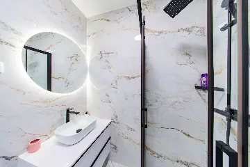 3-Bedroom Apartment in Zagreb with Garage