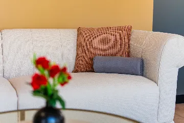 Zagreb 2-Bedroom Apartment with Balcony & Garage