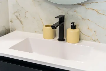 Zagreb 2-Bedroom Apartment with Balcony & Garage