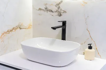 Zagreb 2-Bedroom Apartment with Balcony & Garage