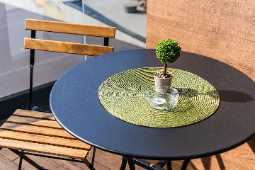 Zagreb 2-Bedroom Apartment with Balcony & Garage