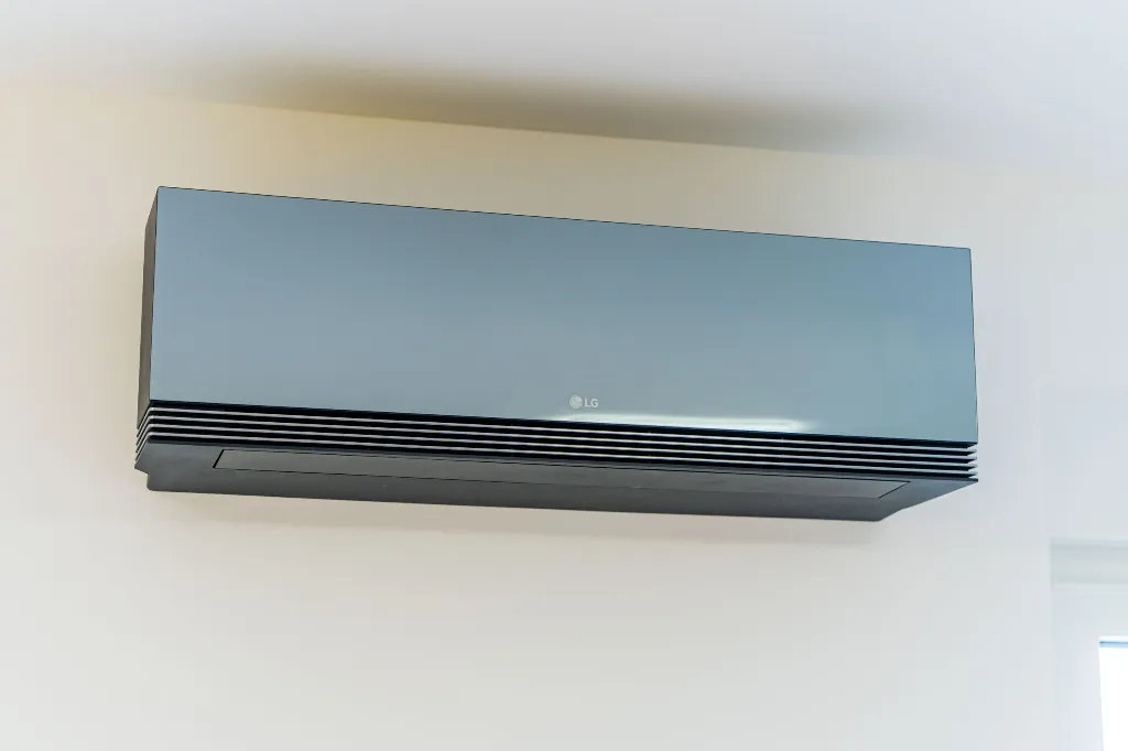 Zagreb 2-Bedroom Apartment with Balcony & Garage