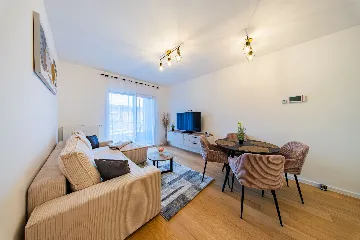2-Bedroom Apartment with Balcony in Zagreb
