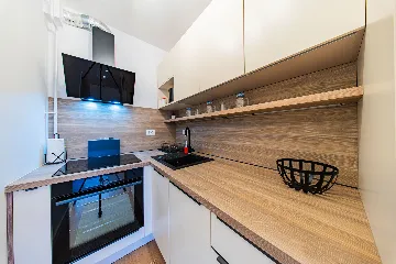 2-Bedroom Apartment with Balcony in Zagreb