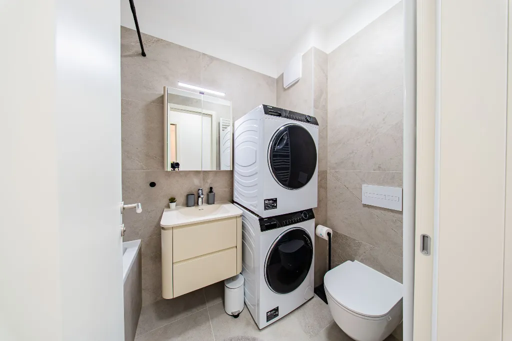 2-Bedroom Apartment with Balcony in Zagreb