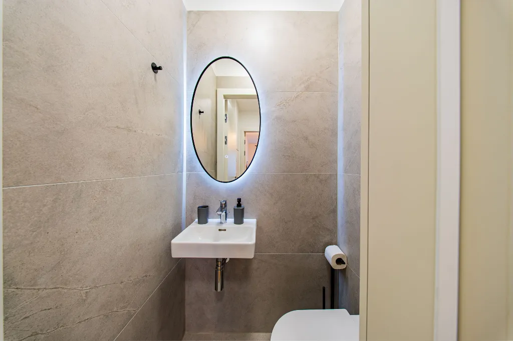 2-Bedroom Apartment with Balcony in Zagreb