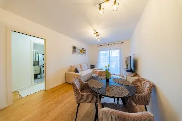 2-Bedroom Apartment with Balcony in Zagreb