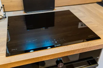 2-Bedroom Apartment with Balcony in Zagreb