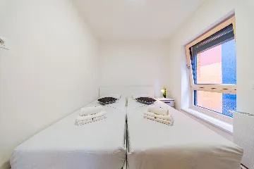 2-Bedroom Apartment with Balcony in Zagreb