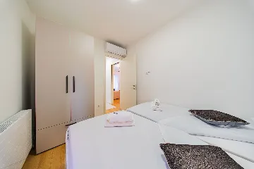 2-Bedroom Apartment with Balcony in Zagreb