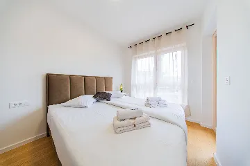 2-Bedroom Apartment with Balcony in Zagreb