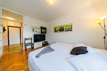 Studio Apartment with Balcony in Zagreb