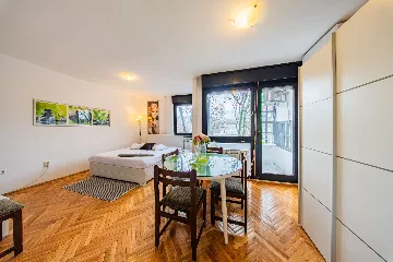 Studio Apartment with Balcony in Zagreb