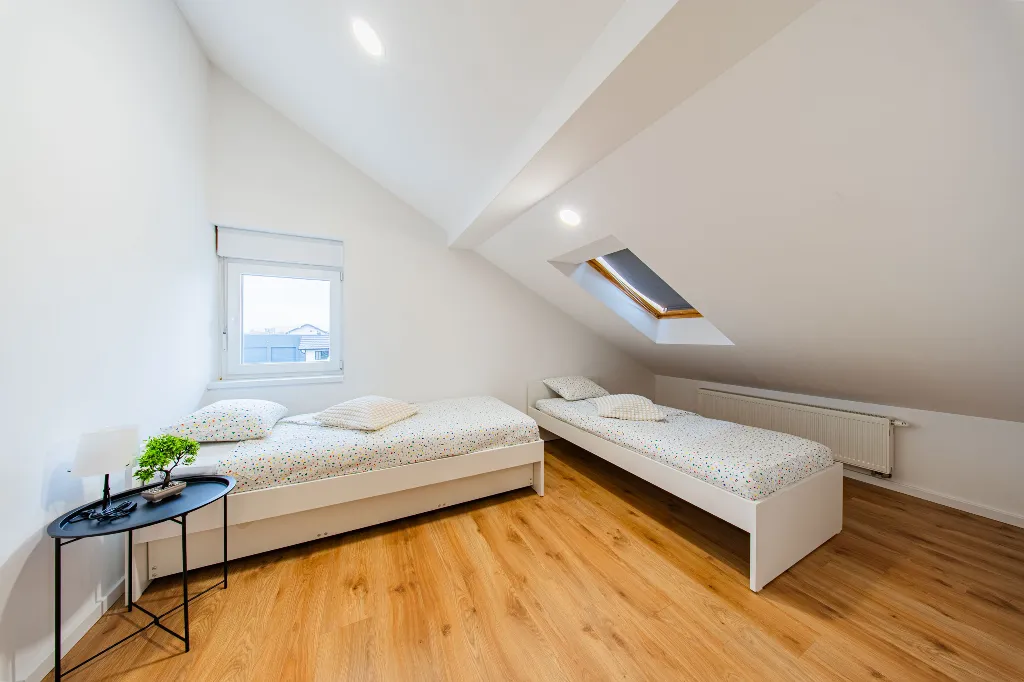 3-Bedroom Apartment in Velika Gorica with Private Parking