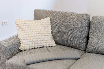 3-Bedroom Apartment in Velika Gorica with Private Parking