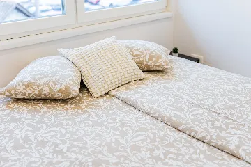 3-Bedroom Apartment in Velika Gorica with Private Parking