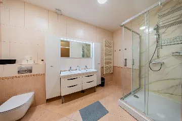 3-Bedroom Apartment for Up to 6 Guests in Zagreb