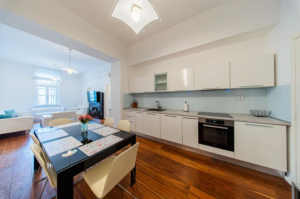 Two-Bedroom Apartment in Zagreb for up to 5