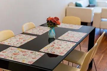 Two-Bedroom Apartment in Zagreb for up to 5