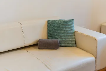 Two-Bedroom Apartment in Zagreb for up to 5